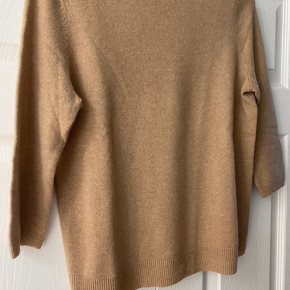 Cashmere sweater